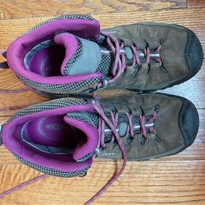 Keen Targhee II Waterproof Mid hiking boots size 7.5